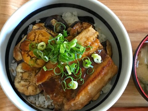 秋刀魚と茄子の蒲焼丼